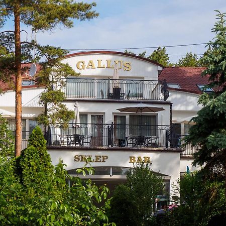 Dom Wczasowy Gallus- Pokoje Z Klimatyzacja Krynica Morska Exterior photo